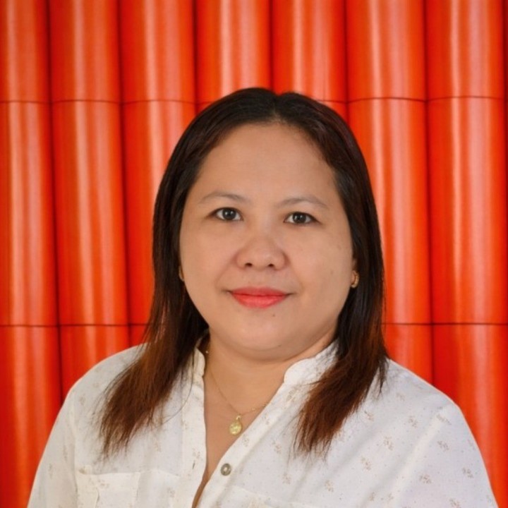 Mary Empeynado, Sales Development Representative at Customized Thank You Cards
